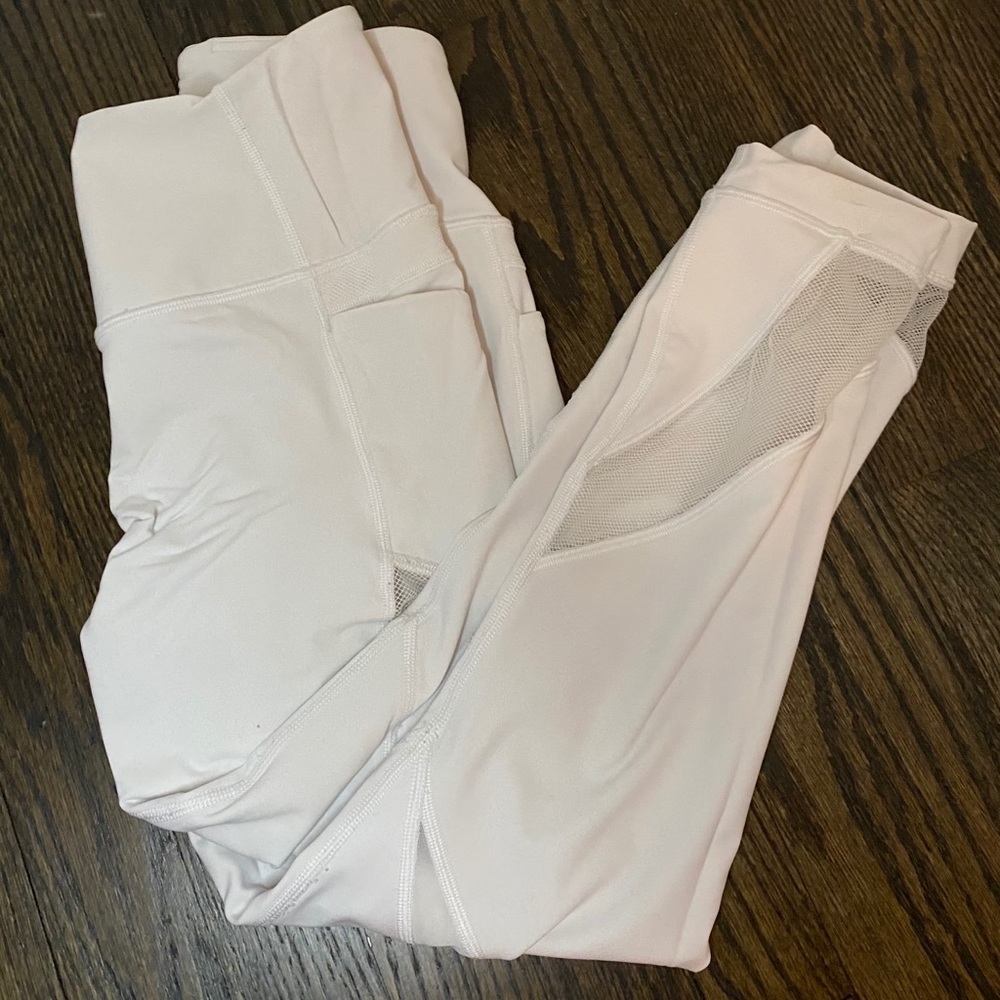 Lululemon White Cropped Legging